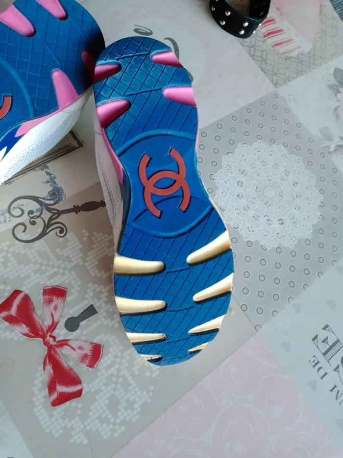 Paire de baskets - photo numéro 10