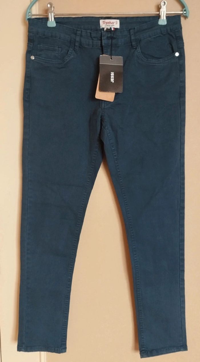Pantalon jeans . Skinny .Marque jessi.