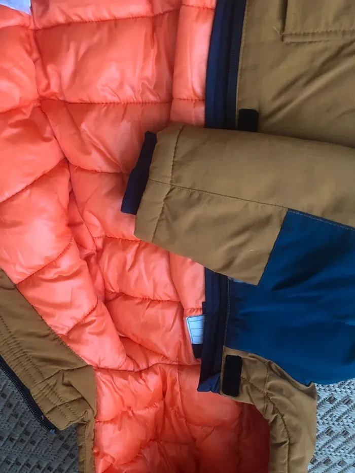 Blouson taille 5 ans - photo numéro 5