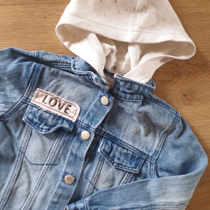 🩷 Veste en jeans à capuche Zara Pink panthère 2/3 ans #emyfleury_3ansfille - photo numéro 2
