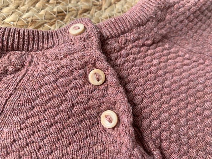 Pull H&M rose terracotta 6 / 9 mois (équivalent 12 mois) - photo numéro 5