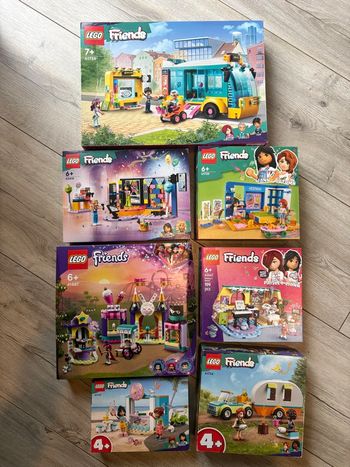 Neuf lego Friends 