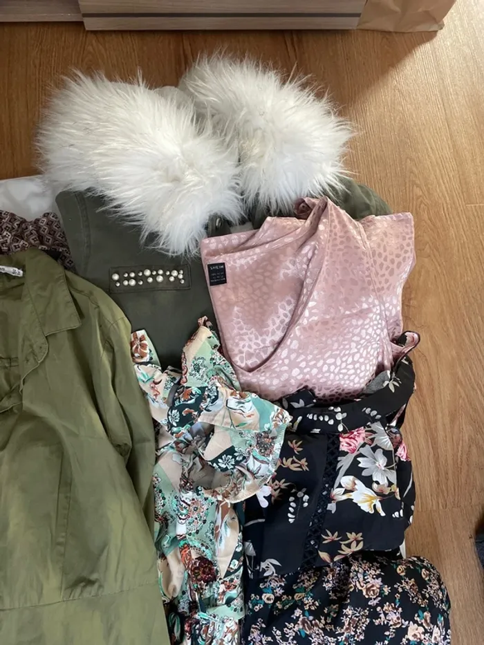 Lot vêtement femme 18 pièces taille 40-42 - photo numéro 6