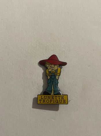 Pin’s Lunette Tropique