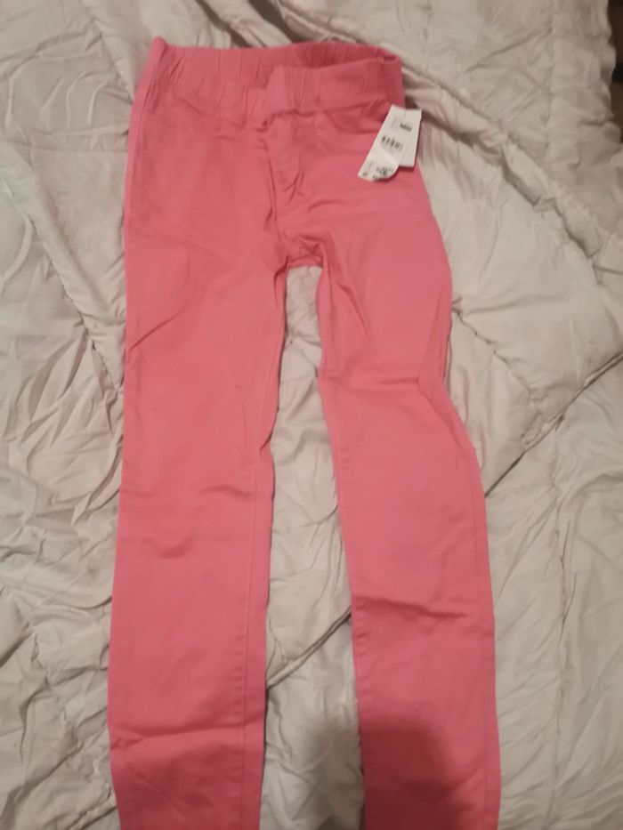 Pantalon rose neuf étiqueté 11/12 ans - photo numéro 3