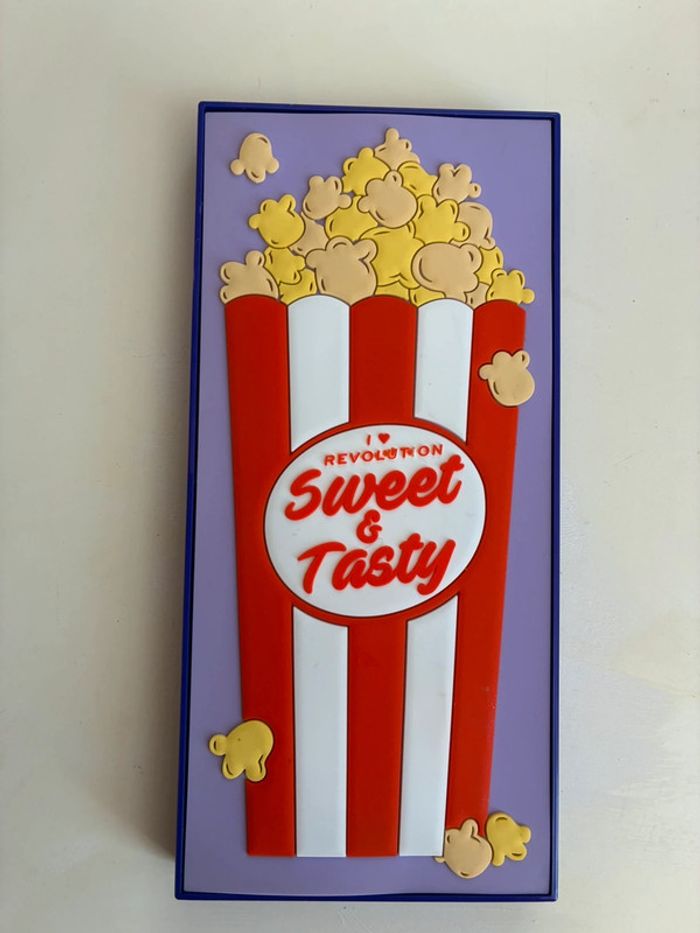 Palette Popcorn, 18 fards, Makeup Revolution.