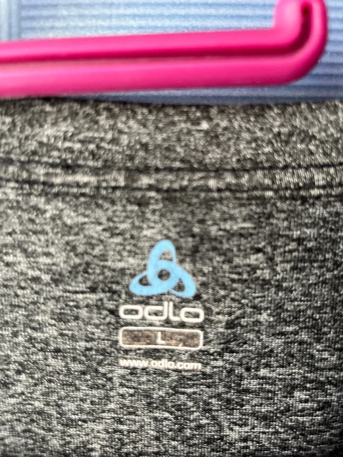T-shirt de Running Odlo. L. Gris. Excellent état. - photo numéro 4