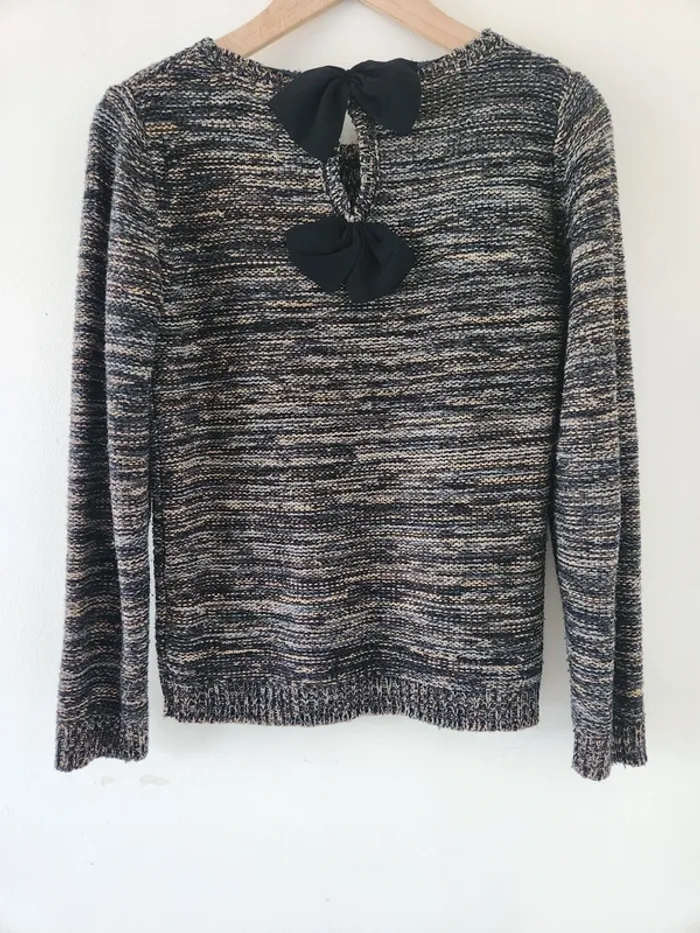 🧶 Pull femme KIABI - Taille M - Détail nœuds dos - Look cosy chic - photo numéro 2