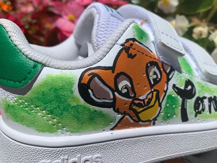 Basket Customisées Roi Lion - photo numéro 3