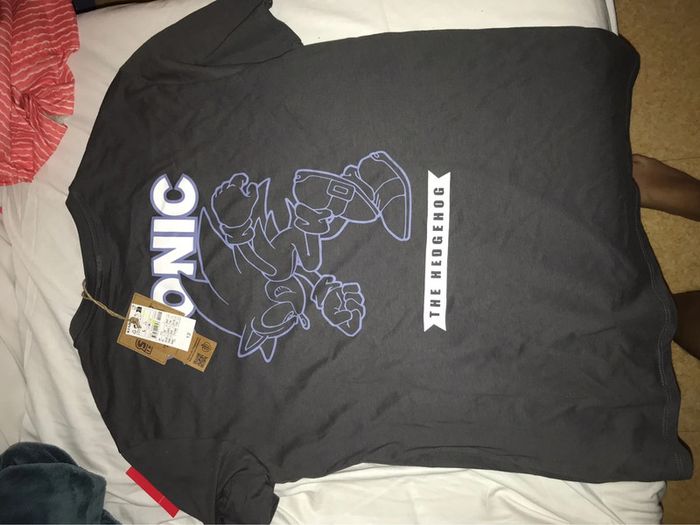T shirt Sonic