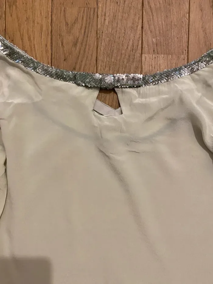 Top en soie vert amande Tara Jarmon taille 38 - photo numéro 4