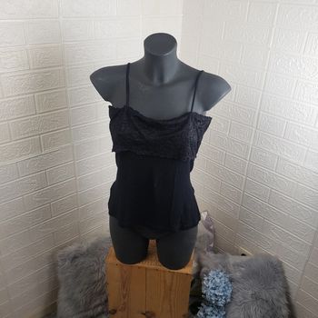 Lot de 2 débardeur taille 38