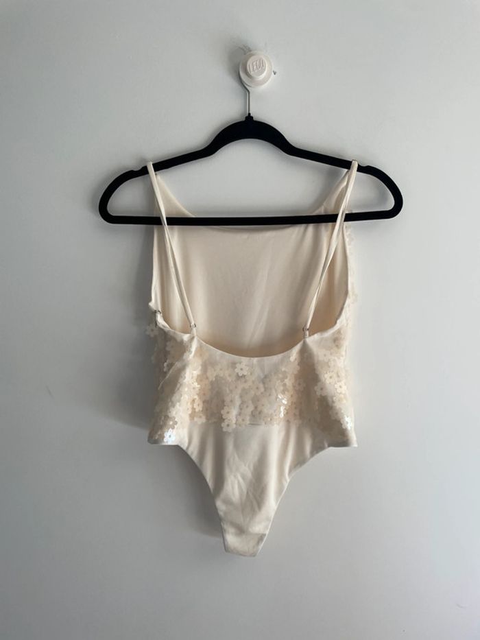 Body écru sequins fleuris Zara T.XS - photo numéro 4