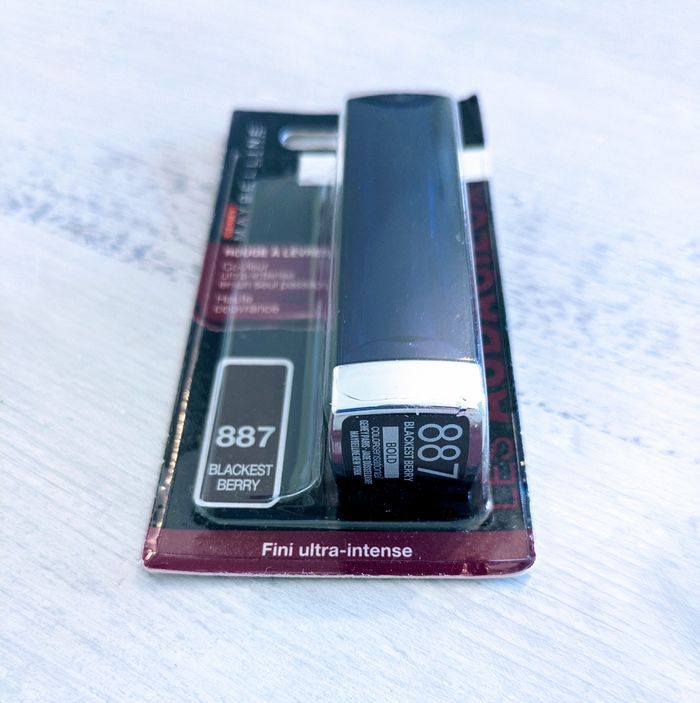 💄 Gemey Maybelline Color Sensational – Teinte 887 Blackest Berry - photo numéro 2