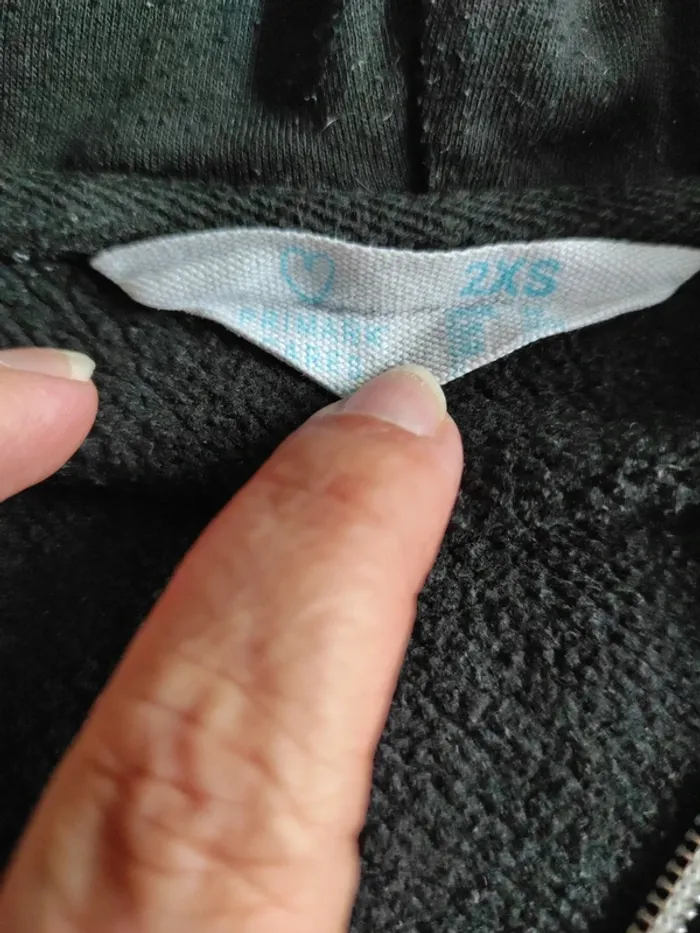 Veste sport noire - photo numéro 4