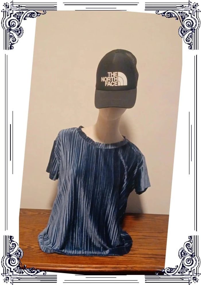 Joli t shirt peau de pêche Zeeman taille 42