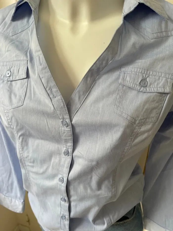 Chemise bleue - photo numéro 8