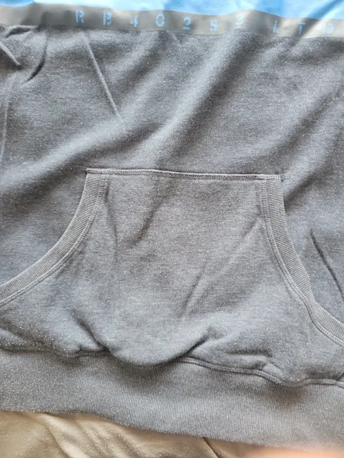 Pull a capuche XXL - photo numéro 2