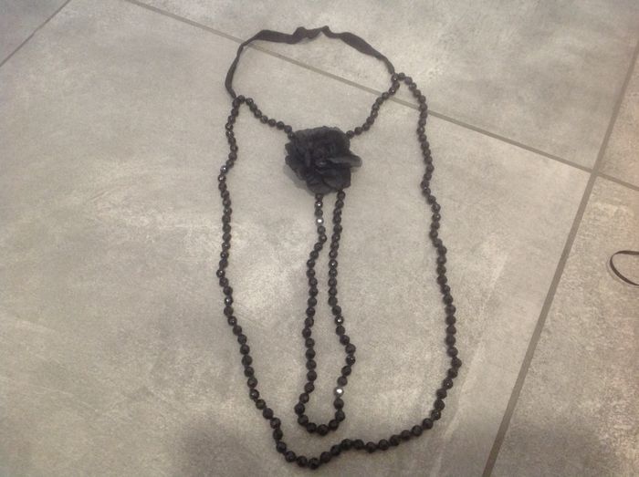 Collier fantaisie long noir