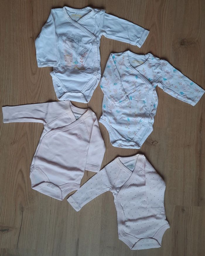 Lot 4 bodies manches longues 1 mois