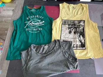 Lot débardeur homme