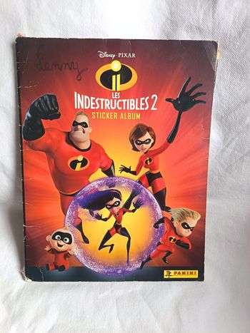 Album stickers Panini les indestructibles 2