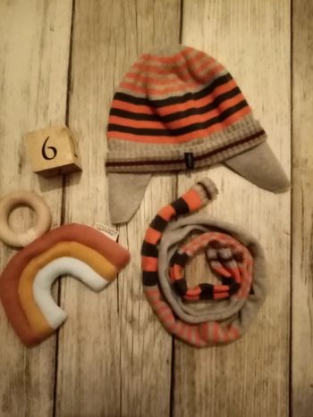 Ensemble bonnet écharpe 6mois MEXX