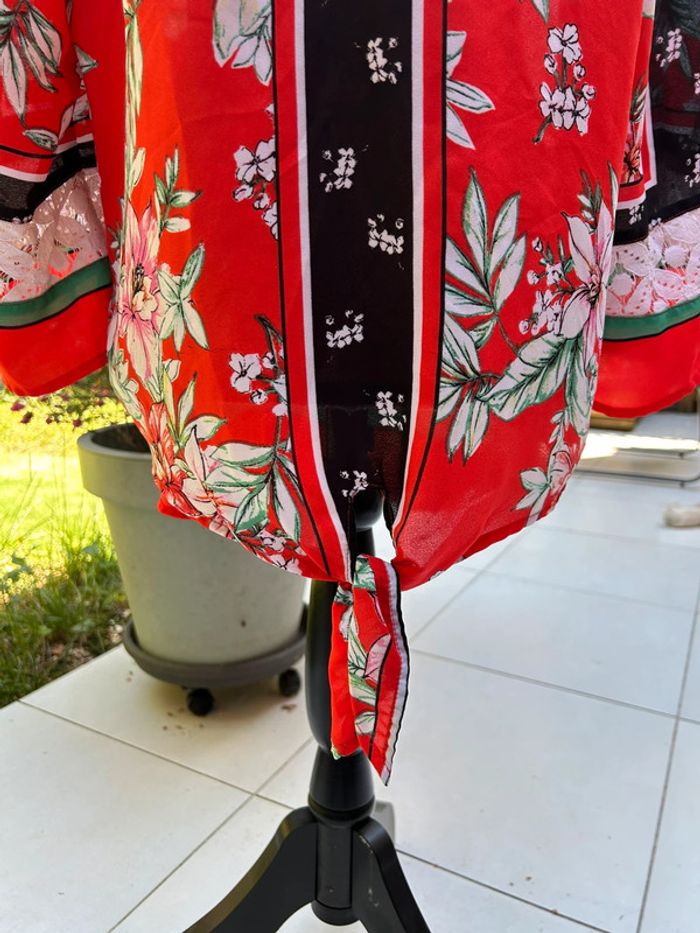 Superbe top avant à motif floral rouge Vietnam dentelle garniture en dentelle taille L - photo numéro 2
