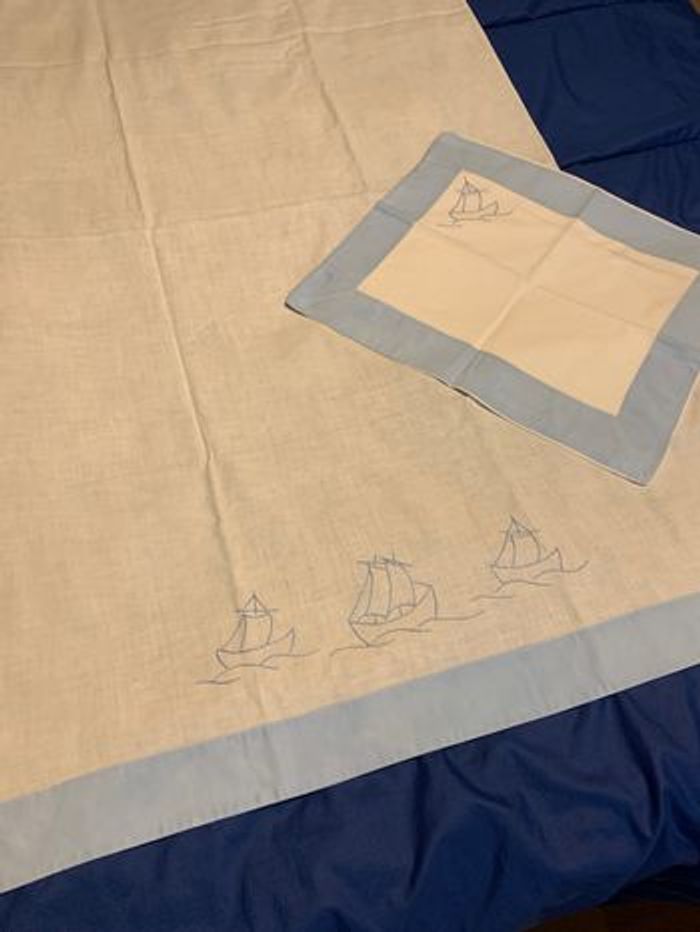 Drap et taie d’oreiller bateaux sur l’eau ancien vintage / enfant bébé / blanc et bleu 120x76cm - photo numéro 2