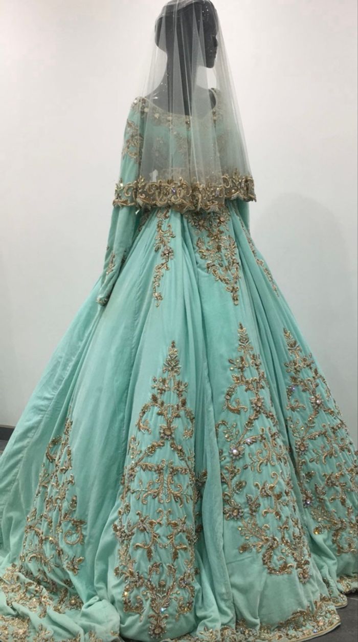 Sublime caftan princesse en excellente état - photo numéro 2