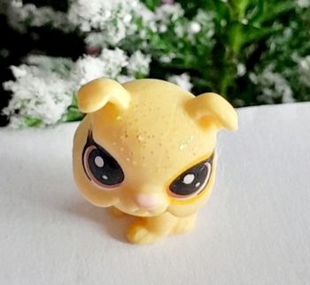 Mini Figurine Littlest Pet Shop Chiot jaune à paillettes