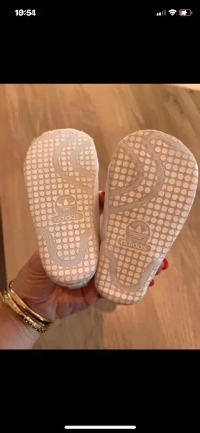 Chaussons adidas stansmith taille 17 - photo numéro 5