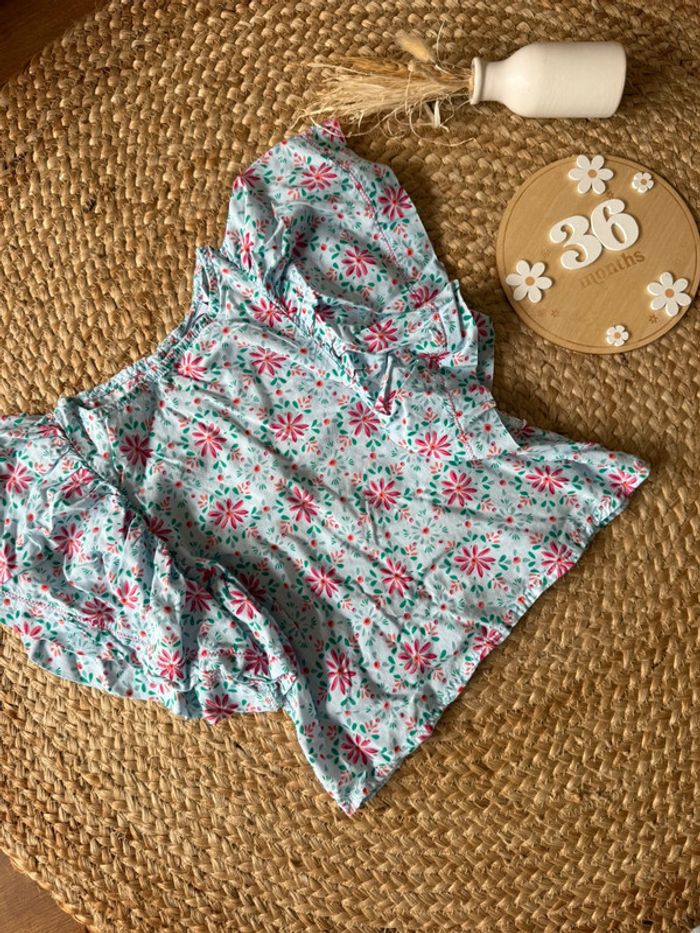 Tee shirt fleuris - taille 36 mois