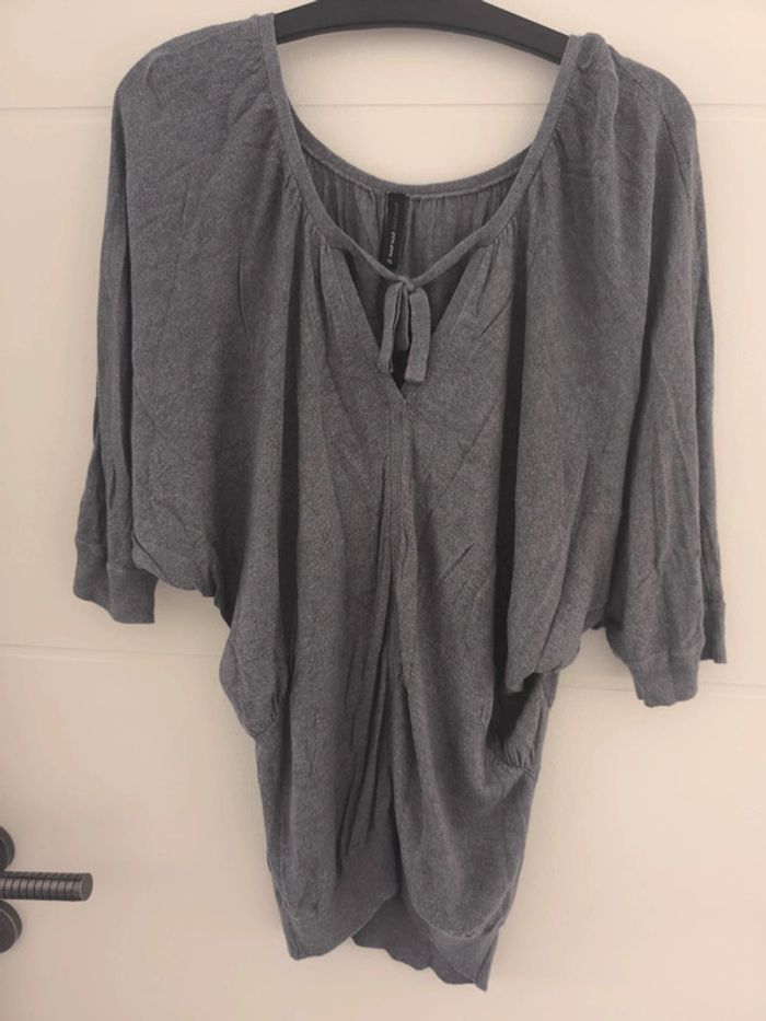 Pull gris