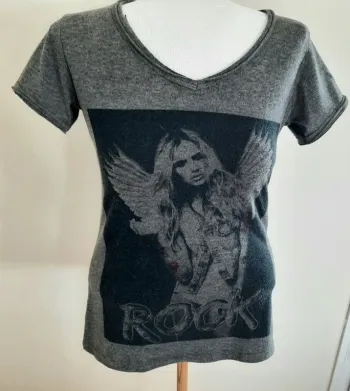 T-shirt taille M marque I Love LFM
