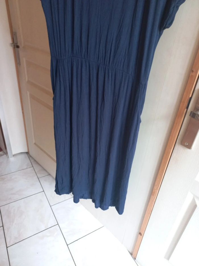 Robe mi longue - photo numéro 3