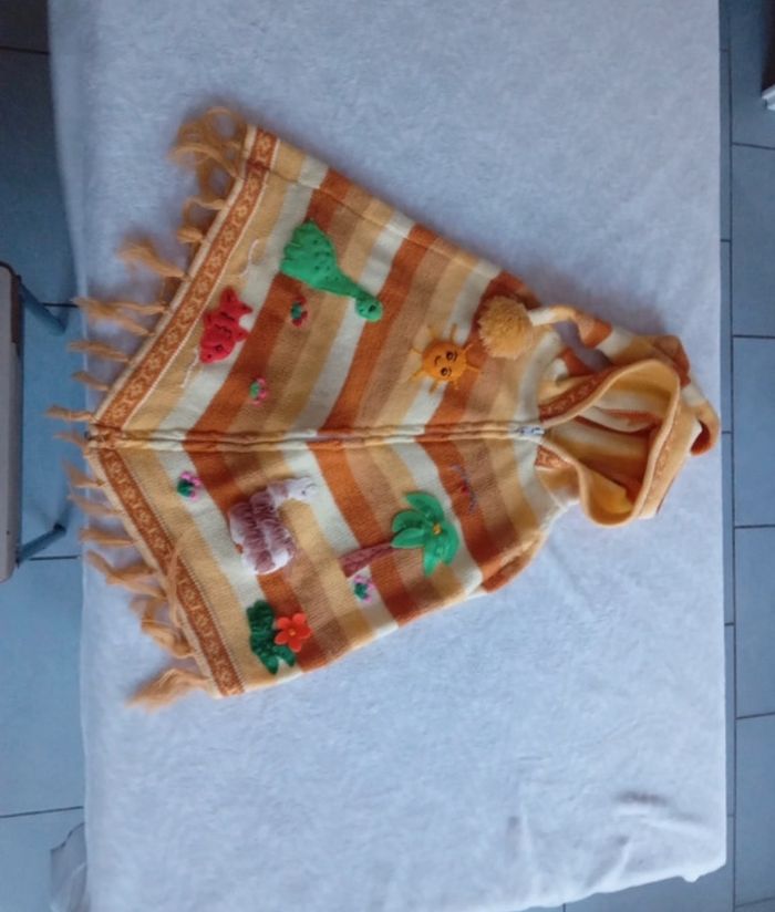 Lot de vêtements fille 4 ans. - photo numéro 9