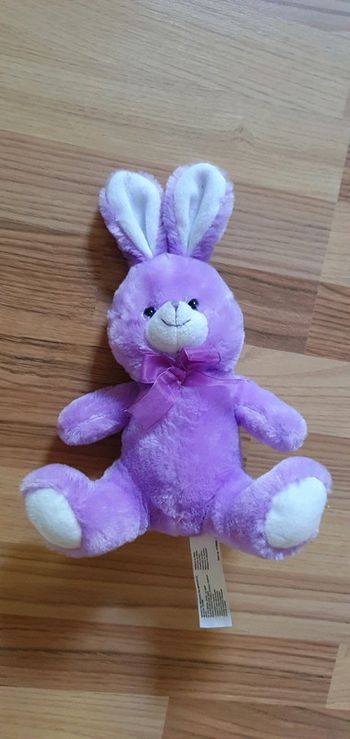 Peluche lapin violette jamais servie