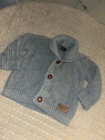 Veste gilet garçon taille 9/12 mois en excellent état