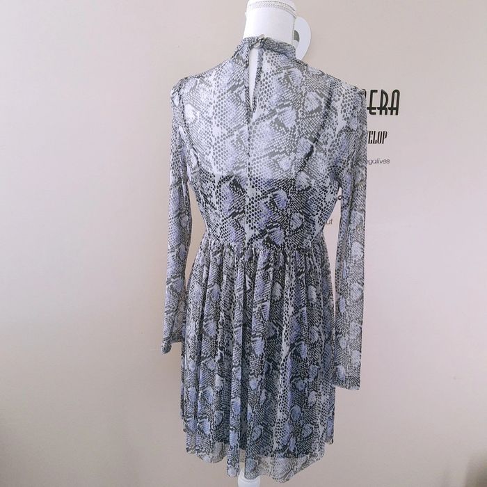 Robe en voile imprimée chic bleu taille XL comme neuve - photo numéro 15