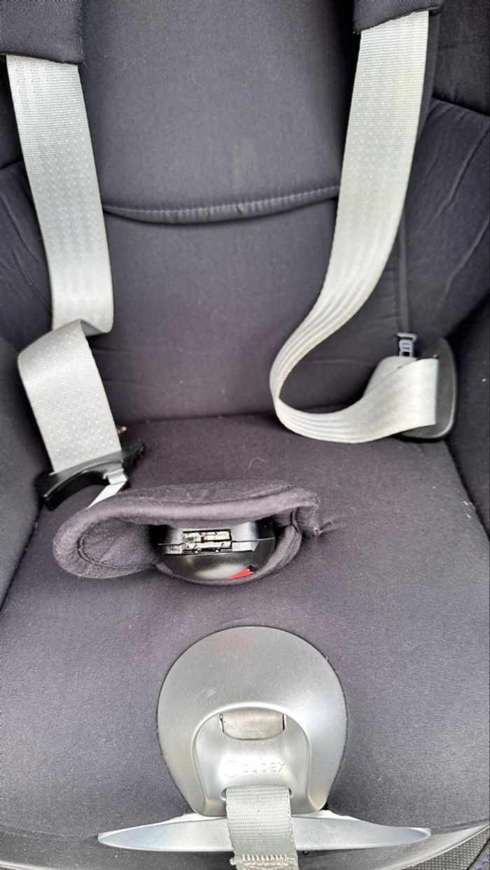 Cybex, Base Z pour siège auto + siège auto Sirona - photo numéro 2