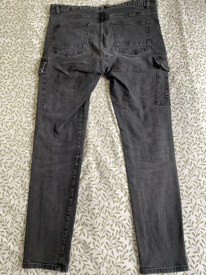 Jeans cargo noir taille 44 Kiabi - photo numéro 4