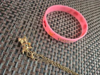 Lot bracelet et collier