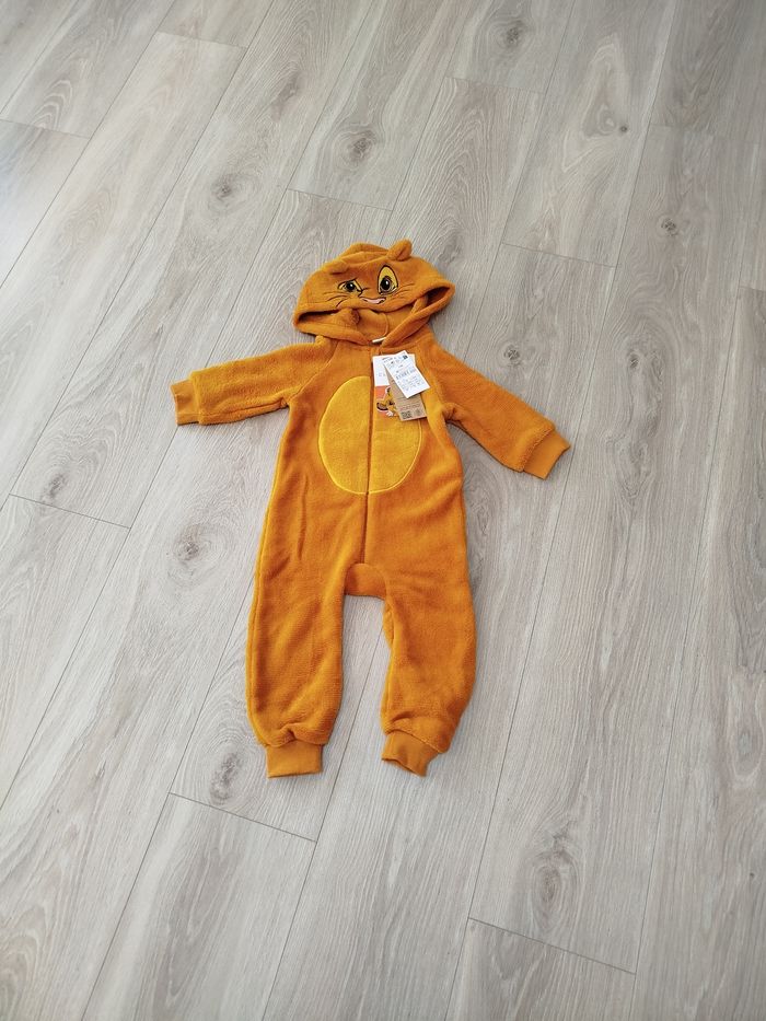 Pyjama Simba 12 mois neuf