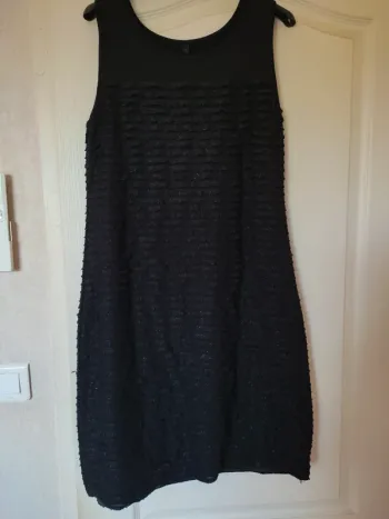 Robe noire à paillettes S/M