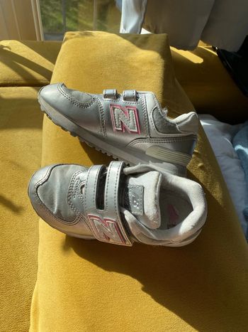 Basket new balance taille 28