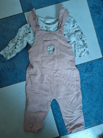 Ensemble t-shirt + salopette Snoopy en 6mois