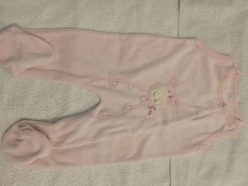 Pyjama sans manche avec motif Sophie la girafe pyjama en velours rose taille 6 mois voir photos