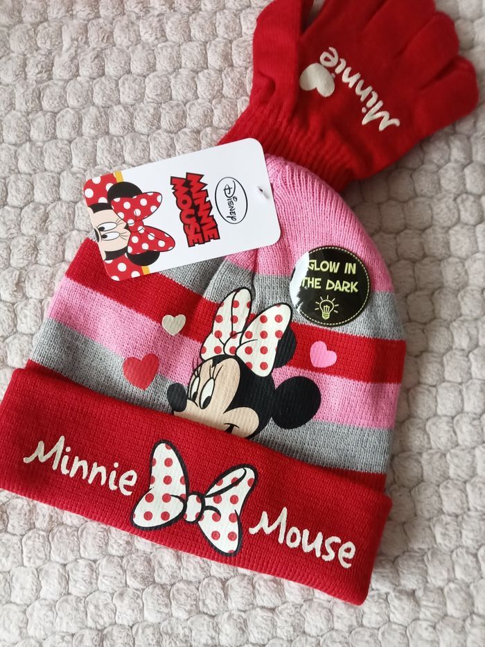 Ensemble bonnet gants 52cm Minnie phosphorescent
