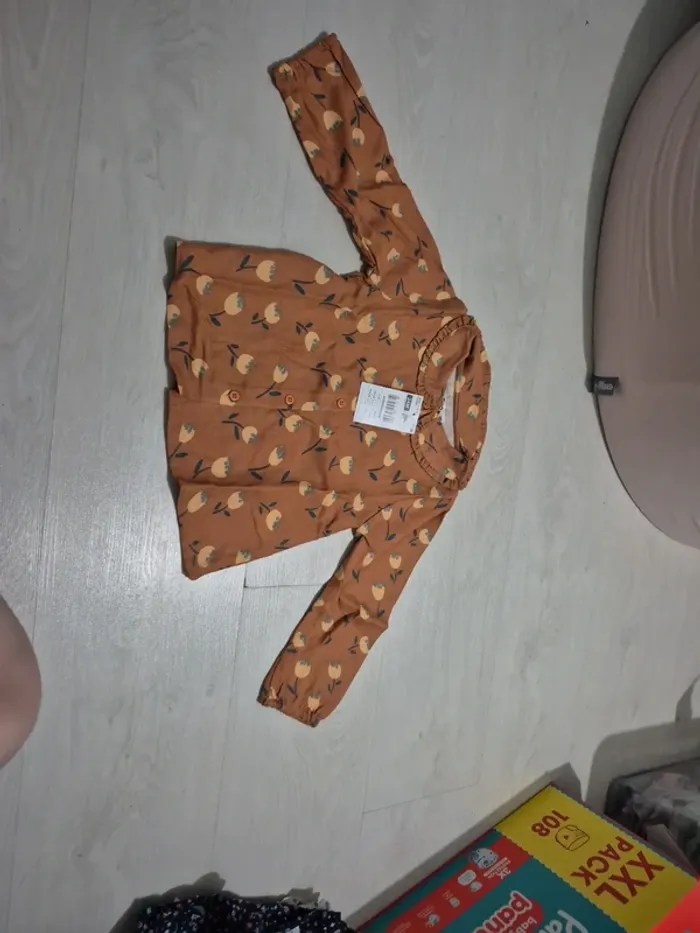 T-shirt manches longues marron neuf avec étiquette